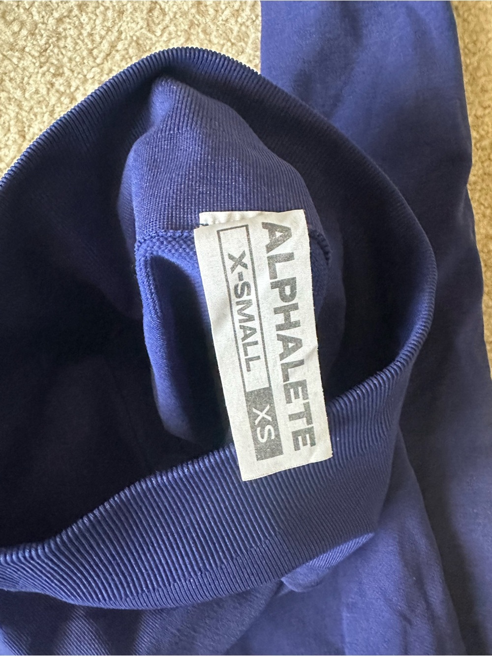 Alphalete Amplify Blue Seamless Performance Leggings - Picture 3 of 3